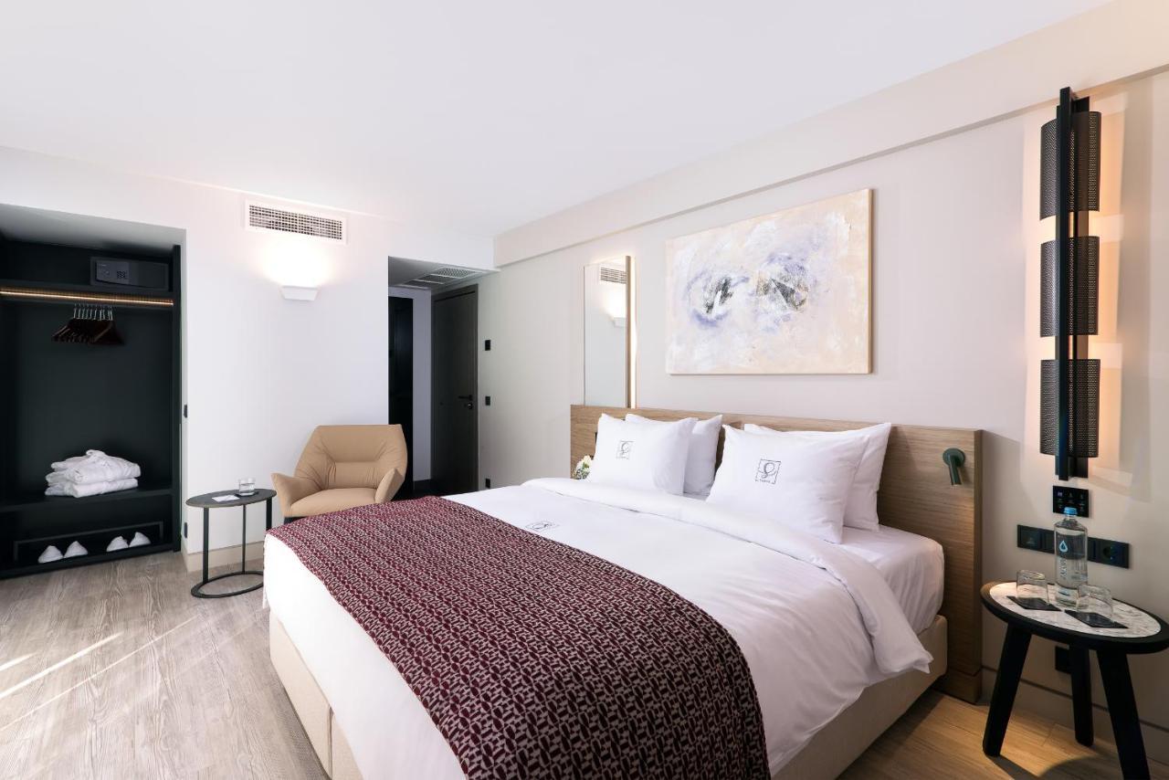 S Hotel Boutique Thessaloníki Exteriör bild Deluxe room
