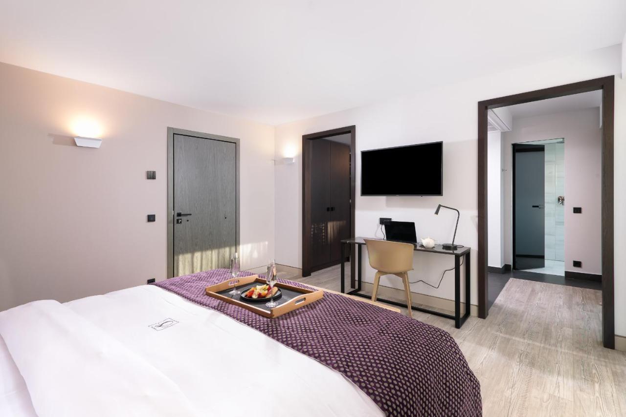 S Hotel Boutique Thessaloníki Exteriör bild A room at the hotel